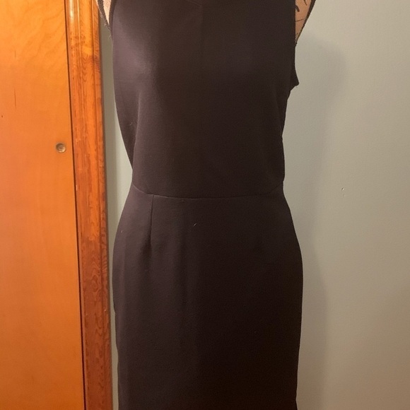 Black sleeveless dress - Picture 3 of 4